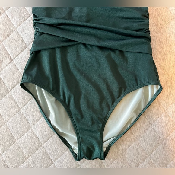 BODEN Levanzo Dk Green Sz 6 Long Halter One Piece Swimsuit Exc Cond Orig $110 - Picture 7 of 11
